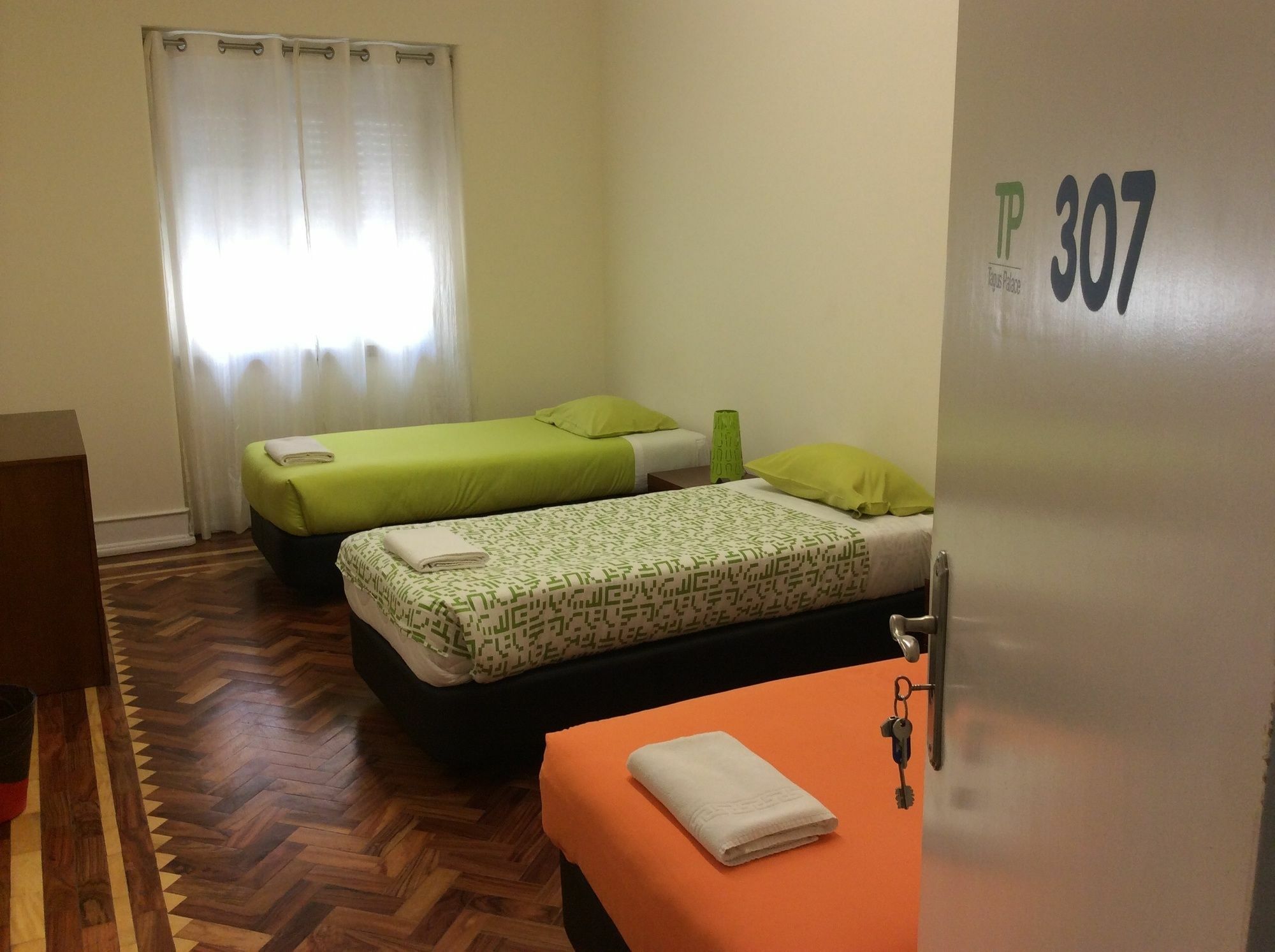 Tagus Palace Guesthouse Lisbon Exterior photo